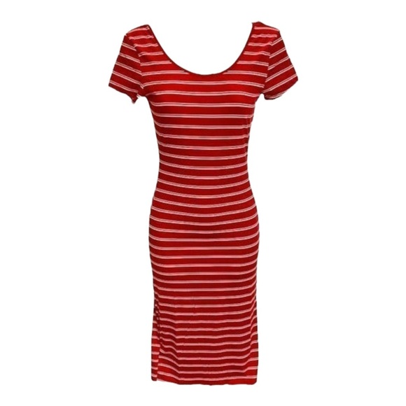 Absolutely Love It Dress S Red White Stripe Pullover Bodycon Stretchy Casual NEW - Picture 1 of 4